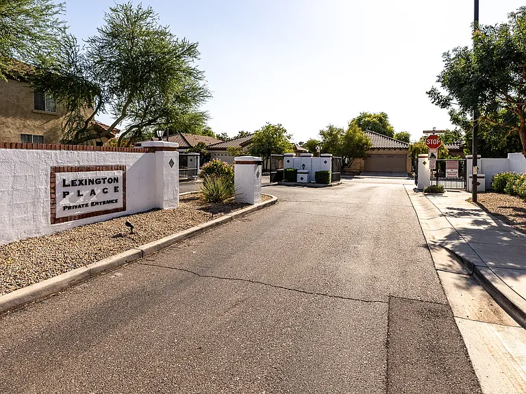 2051 E Carla Vista Dr — Photo 41