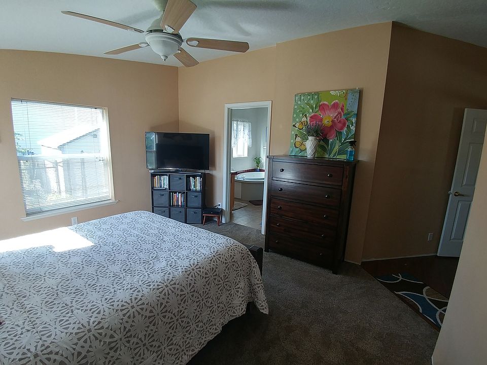 1st image of 501 Tanglewood Dr