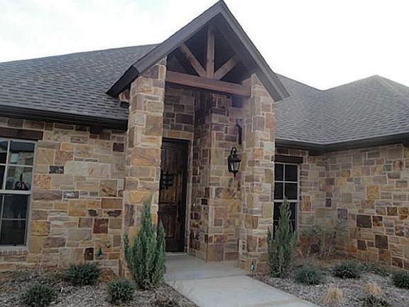 3rd image of 707 Panama Ct