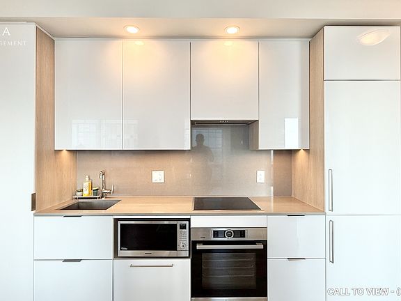 2nd image of 28 Freeland St #4304