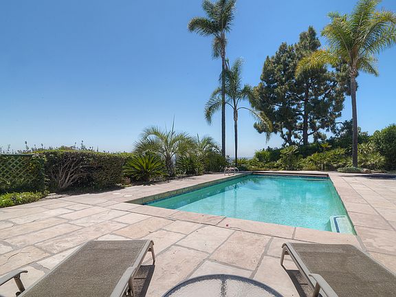 3rd image of 6527 Norman Ln
