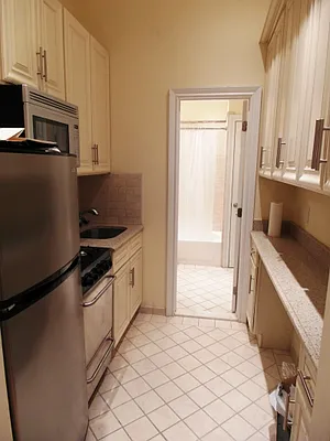 Rented by Citi Habitats | media 22