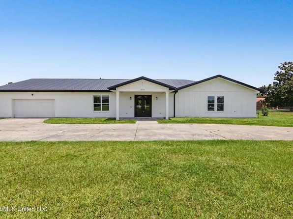 15216 Shriners Blvd, Biloxi, MS 39532