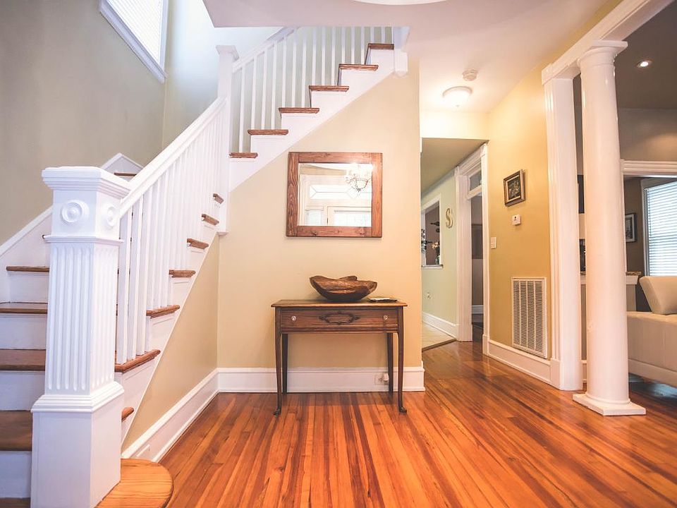 1st image of 2719 Hanes Ave