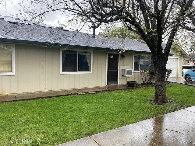 18720 Magnolia Ct — Photo 1