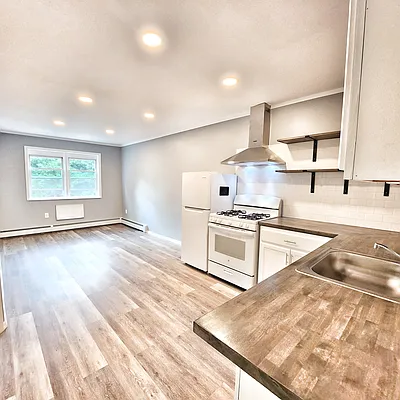 Rented by MAC Realty NY | media 1