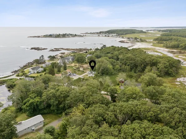 2 Seal Lane, Biddeford, ME 04005