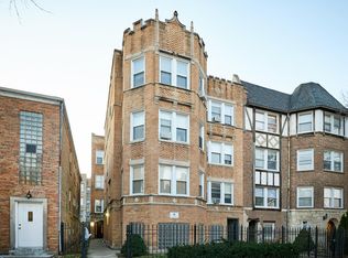 6318 N Mozart St #1R, Chicago, IL 60659