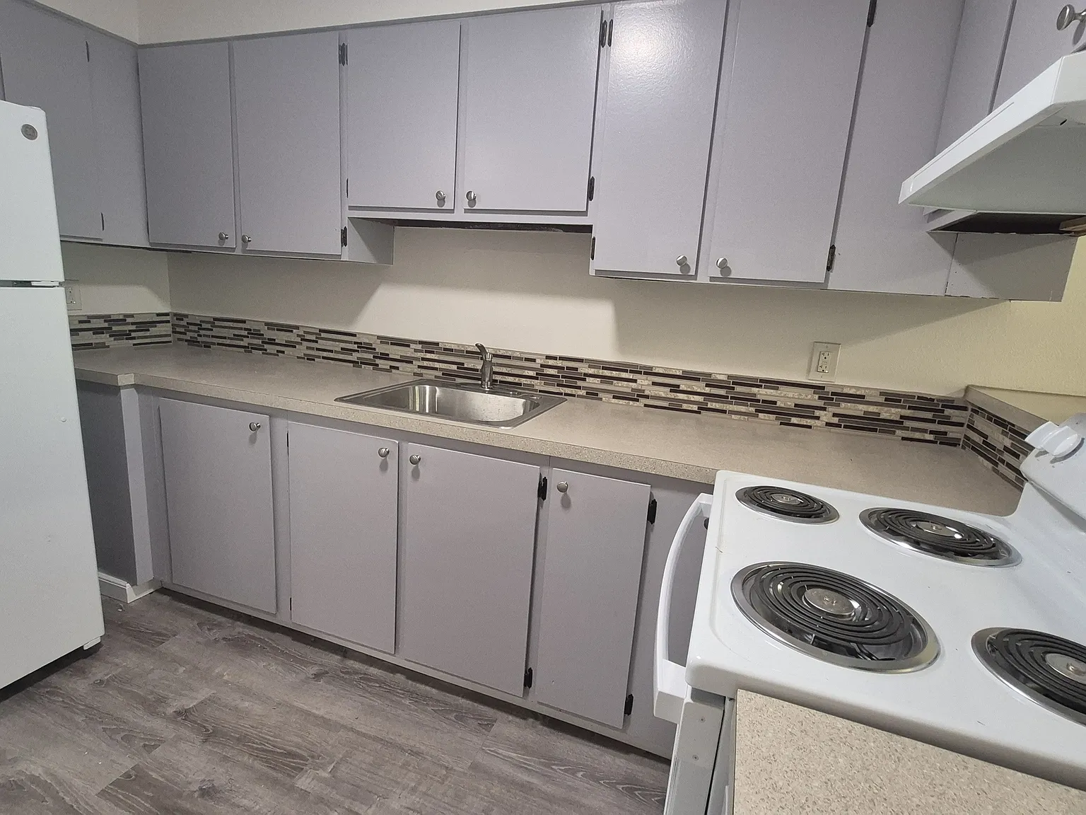 Brookside Apts - 2139 — Photo 3