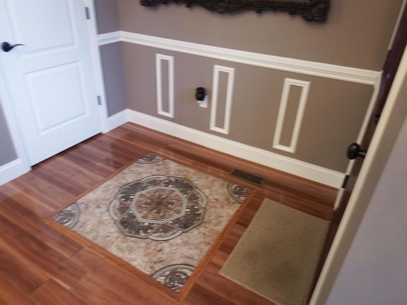 2nd image of 19 S Kingsberry Dr Unit 3
