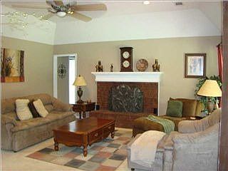 3rd image of 4912 Creekwood Dr
