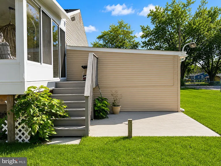 7 Tipton Dr — Photo 4