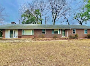 225 Lowe Dr, Enterprise, AL 36330