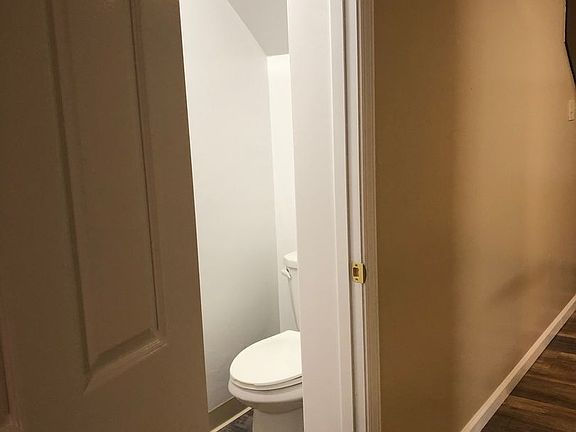 4th image of 2900 Willett Rd