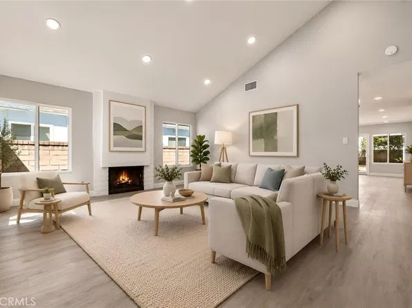 25308 Via Pacifica, Santa Clarita, CA 91355