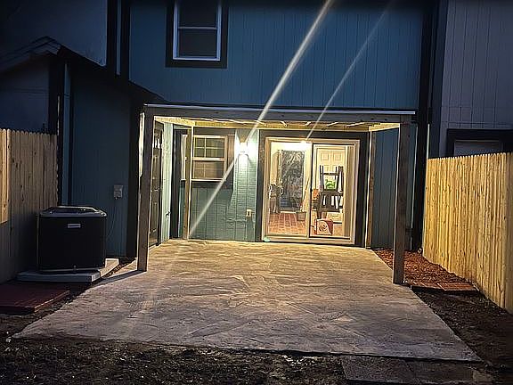 4th image of 14222 Village Terrace Dr