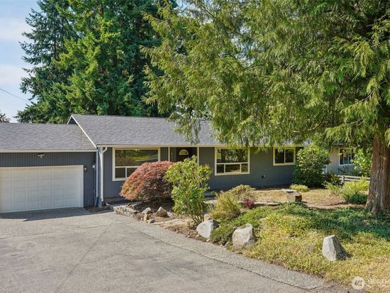15335 81st Avenue NE, Kenmore, WA 98028