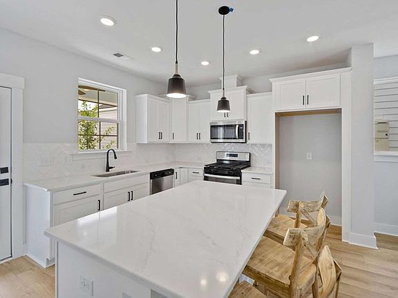 The Lindenberry - Kitchen