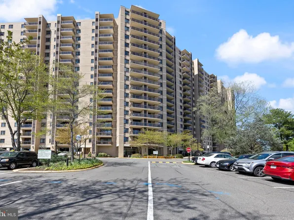 203 Yoakum Pkwy APT 1220, Alexandria, VA 22304