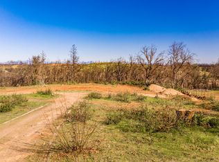 16279 Laurie Ann Ln, Redding, CA 96001