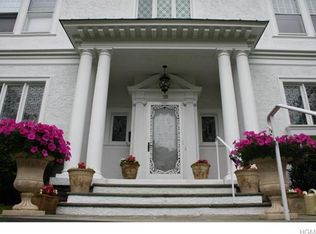 18 Dewitt Ave, Bronxville, NY 10708