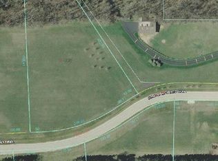 8710 Whispering Pines Trl, Woodstock, IL 60098