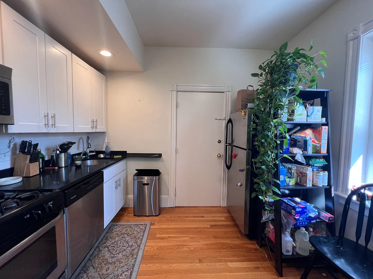 1 bed, 700 sqft, $2,500 — Photo 1