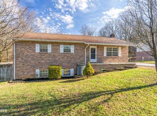 4712 Smithwood Rd, Knoxville, TN 37918