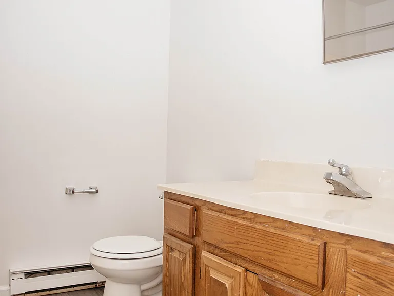 33 E Park St — Photo 18