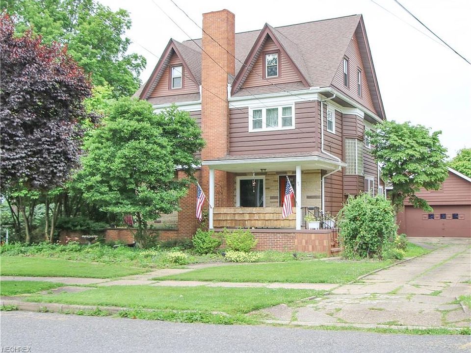 1st image of 152 Elm St