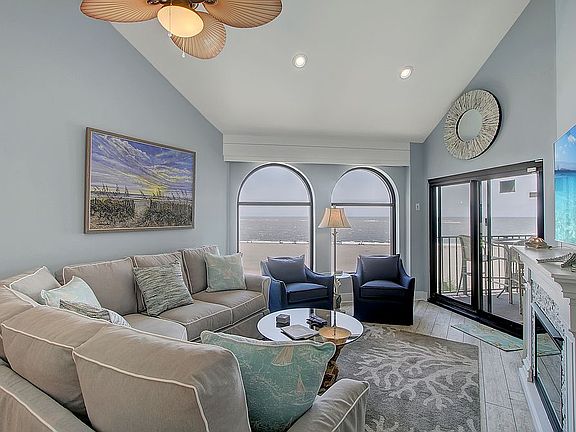 3rd image of 9002 Palmetto Dr APT 518