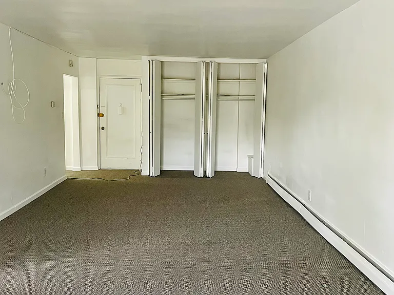 50-52 Gibson Blvd #B2 — Photo 3
