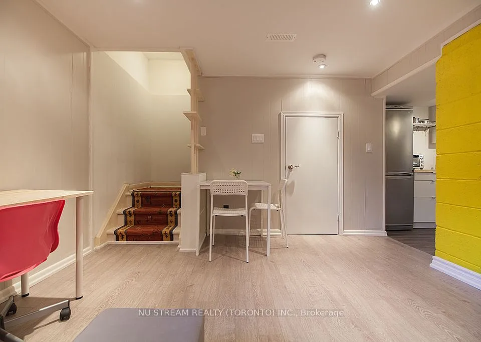 56 Logandale Rd #BASEMENT