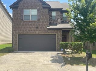 5740 Grande River Rd, College Park, GA 30349