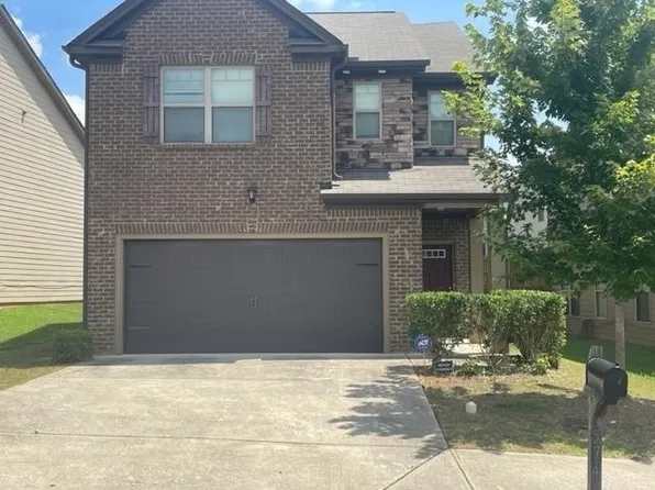 5740 Grande River Rd, College Park, GA 30349