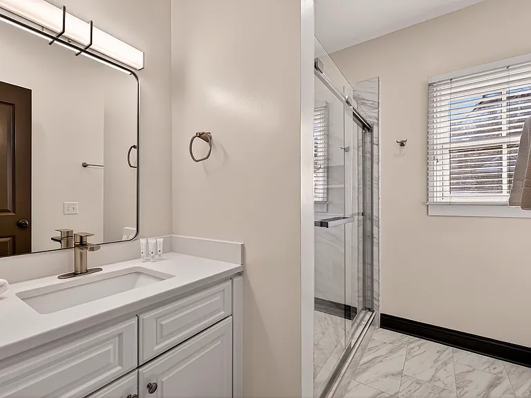 17 W Park Ave #3 — Photo 10