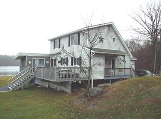 142 Northwood Rd, Dingmans Ferry, PA 18328