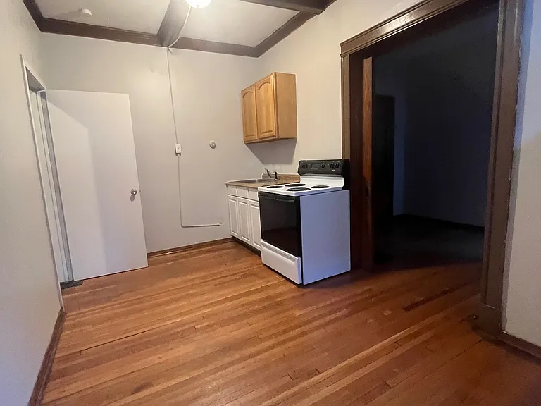 442 Farmington Ave #1E — Photo 14