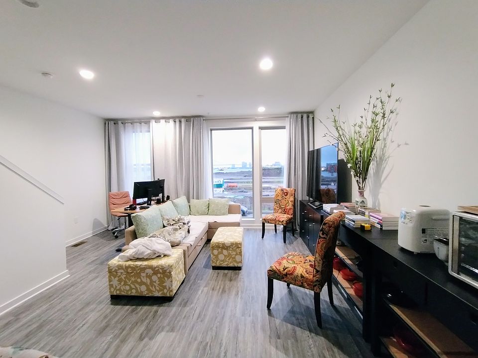 1st image of 3009 Schirra Dr