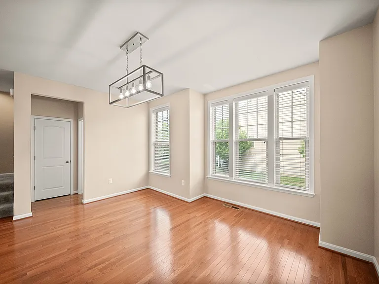 1439 Occoquan Heights Ct — Photo 11