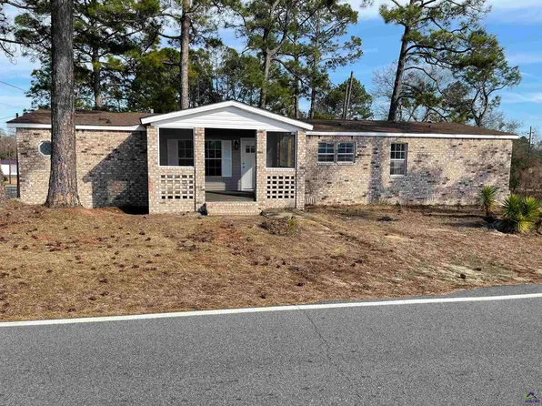 306 Dennard Rd, Unadilla, GA 31091