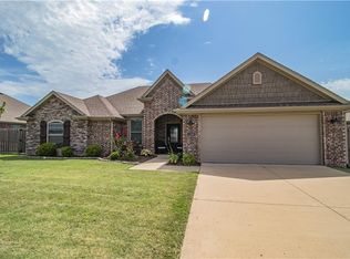 1220 Gardenia St, Centerton, AR 72719