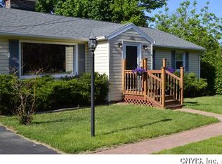421 Radcliffe Rd, Syracuse, NY 13214