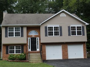 29 Breezy Hill Dr, Stafford, VA 22556