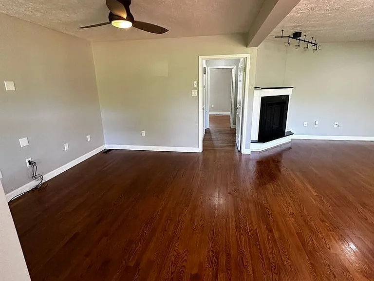 4121 Whistlers Way — Photo 4