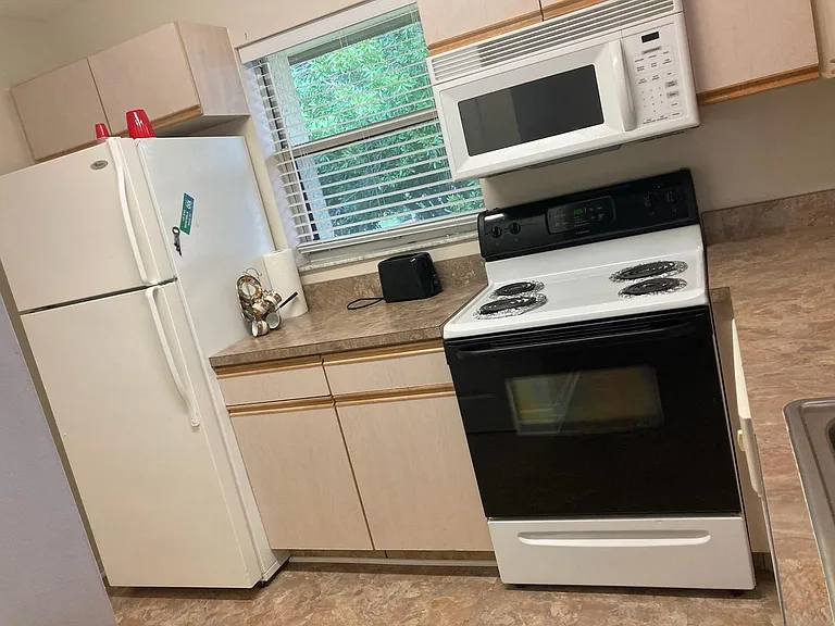 2050 Oleander Blvd #11-208 — Photo 6