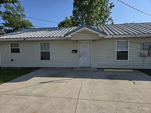 537 Hobson St Photo 1