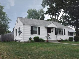 35 Anne St, Springfield, MA 01104