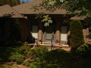 1646 Porter Ave, Aurora, MO 65605