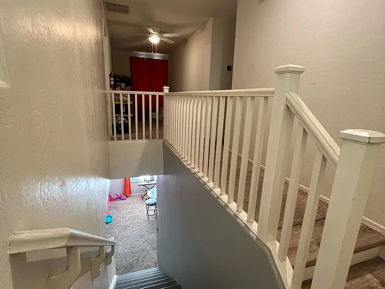 N 78th Ave — Photo 17